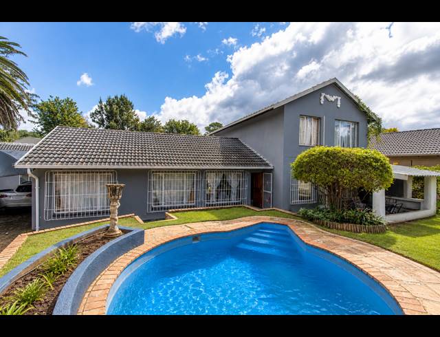 4 BEDROOM FREESTANDING FOR SALE IN WELTEVREDEN PARK